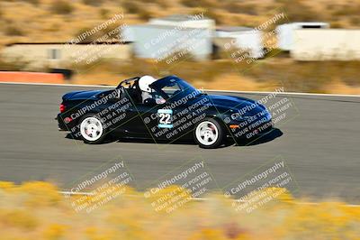 media/Nov-16-2024-Extreme Speed (Sat) [[6587d07cc4]]/Gold Group/Session 3 (The Bowl)/